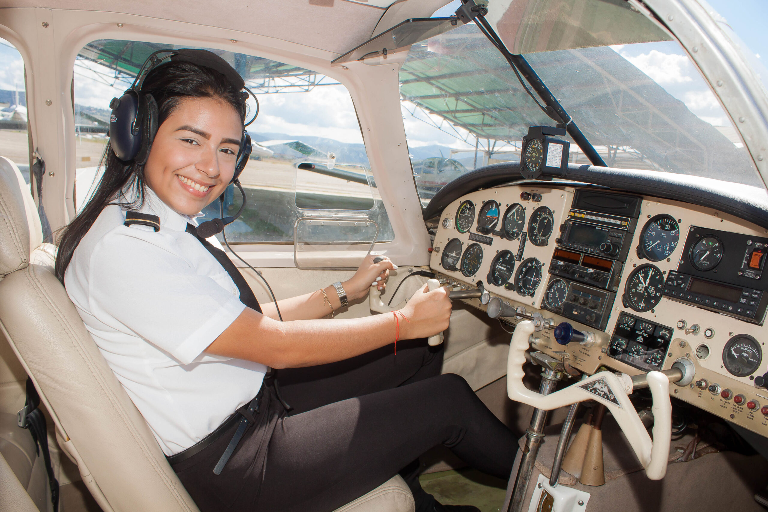 Hora de vuelo de instrucción - Mooney M20 - Imagen 9